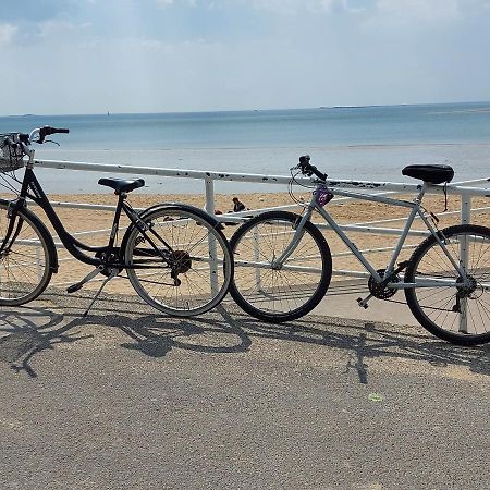 T2 moderne, lumineux, proche de la mer et des principaux accès routiers Saint-Nazaire  Esterno foto